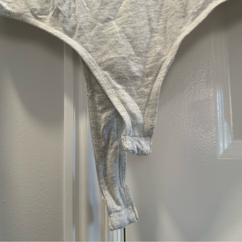 Civoue Light Gray Women's Long Sleeve Bodysuit - Picture 2 of 6